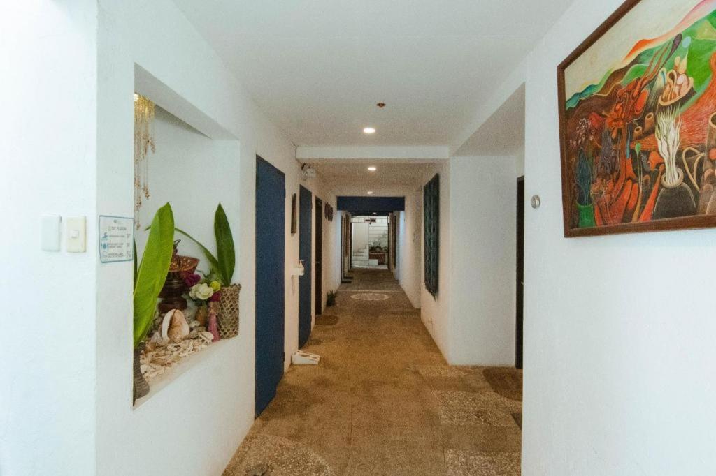 Hannah Hotel Balabag  Bagian luar foto