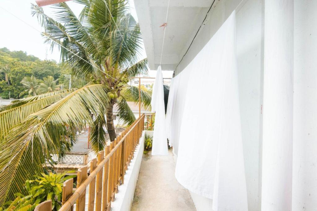 Hannah Hotel Balabag  Bagian luar foto